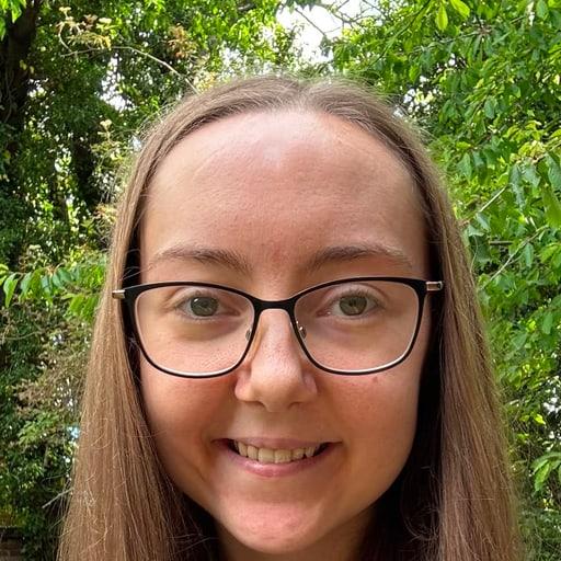 Hannah Smith, Singing Attitude student